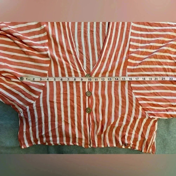 Karlie red white stripe button up blouse size M - Picture 7 of 8